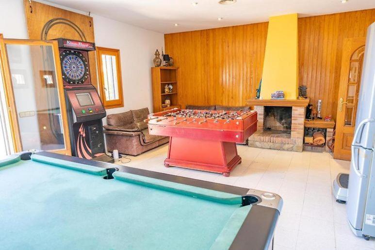 Villa Casa De 2000 M2 Piscina Mar Barbacoa Y Felicidad Santa Susanna